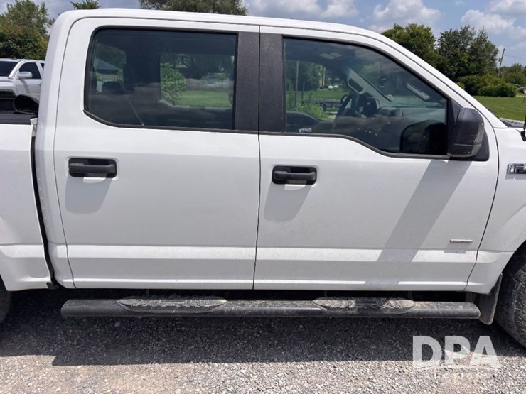 2016-ford-f150-xl-image-35