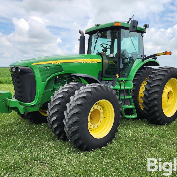 2004 JOHN DEERE 8420