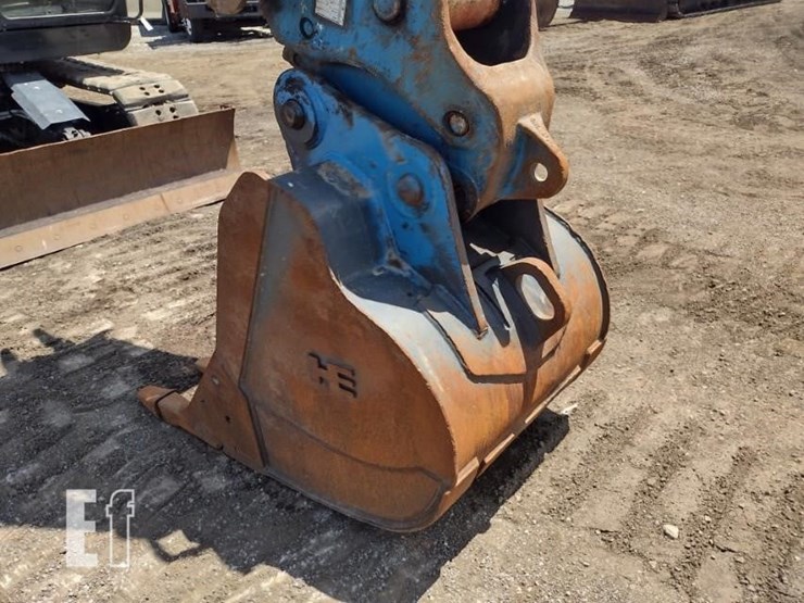 2021-hitachi-zx135us-6-image-17