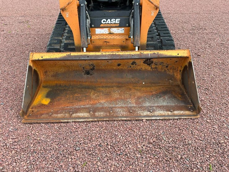 2011-case-tr320-image-16