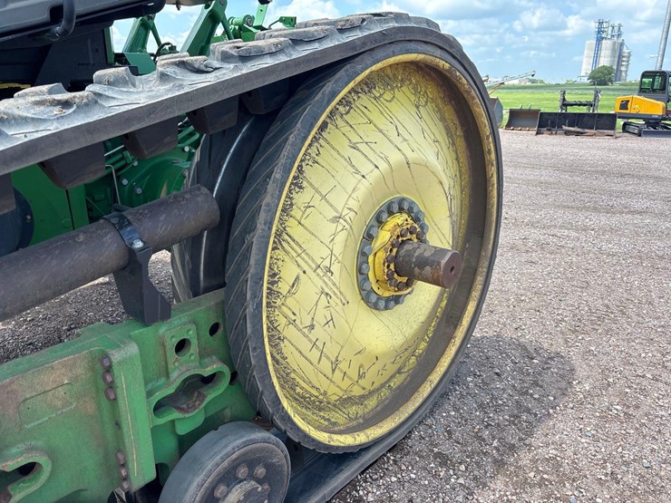 2014-john-deere-8335rt-image-11