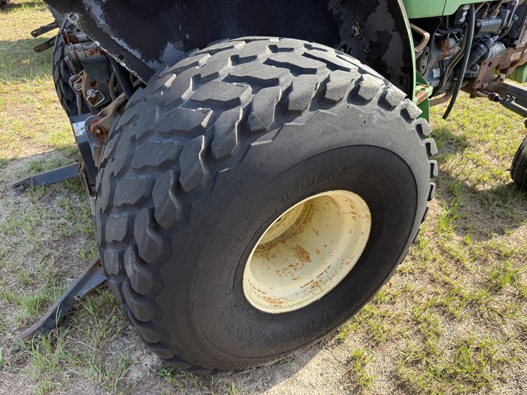 john-deere-5210-image-7