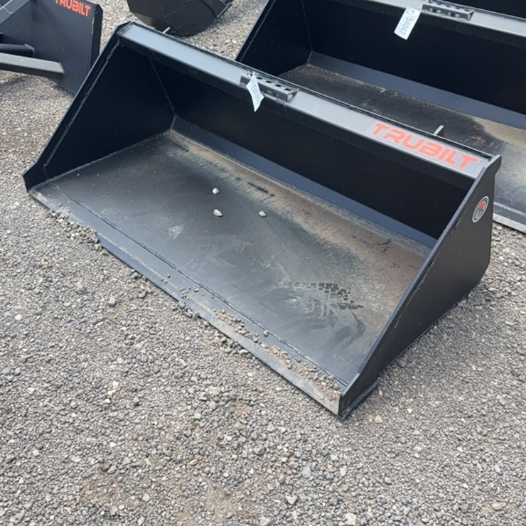#2055 • TRUBILT 60" SKID STEER SMOOTH BUCKET
