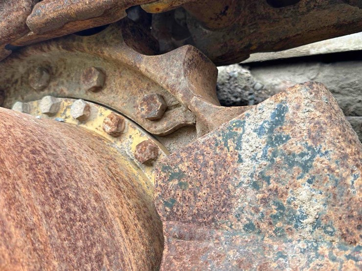 caterpillar-973-image-7