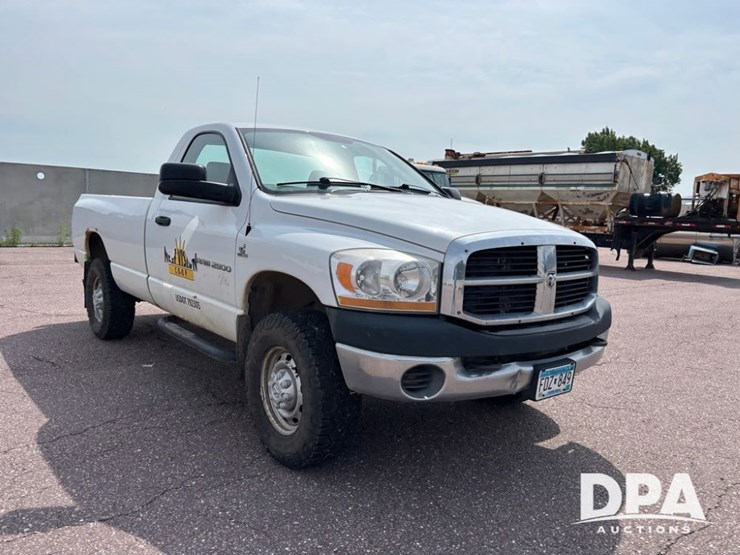 2006-dodge-ram-2500-image-5