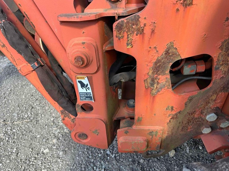 2001-ditch-witch-8020-image-19