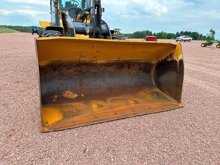 2018-deere-524kii-image-45