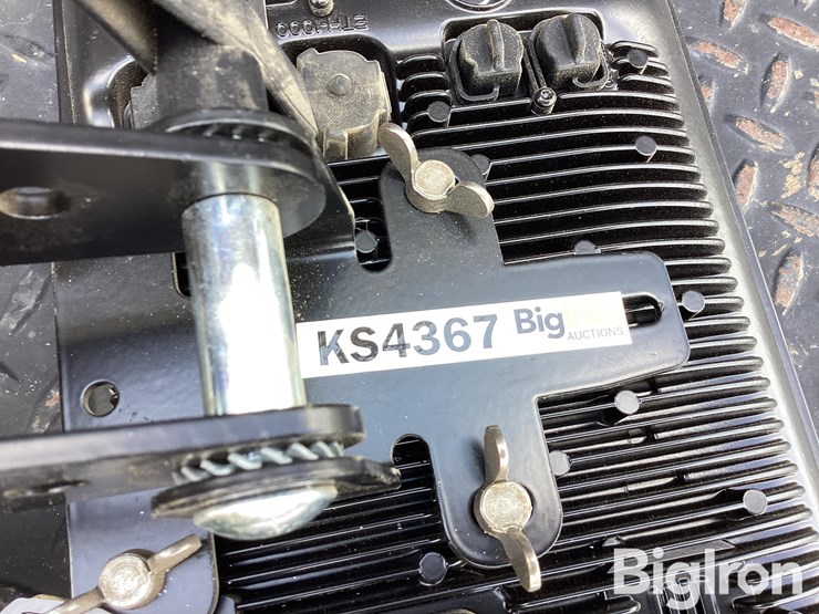 john-deere-8420-image-13