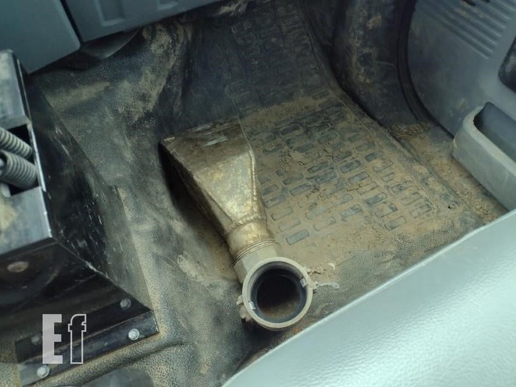 2022-ford-f750-sd-image-13