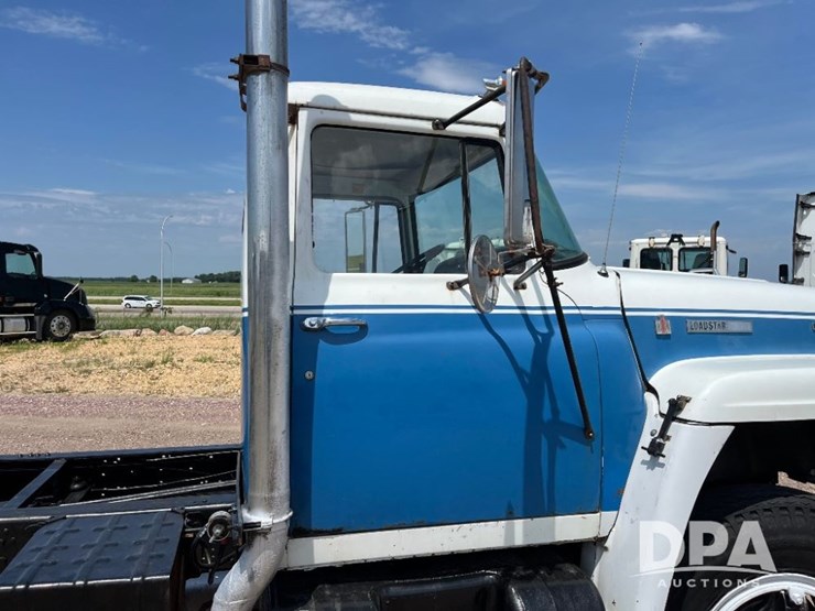 1976-international-loadstar-image-38