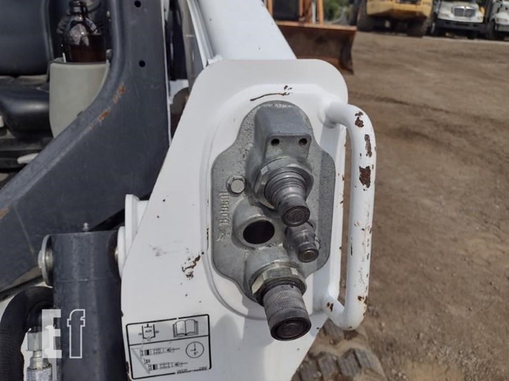 2018-bobcat-t590-image-15
