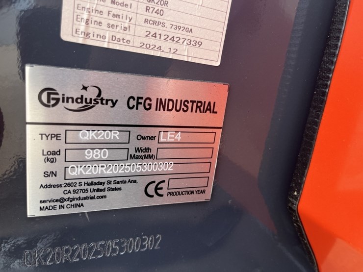 cfg-qk20r-mini-excavator-image-11
