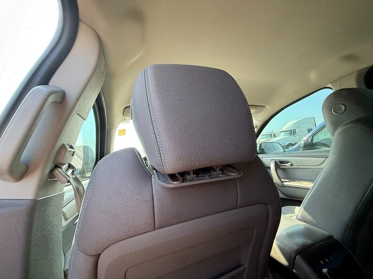 2013-chevrolet-traverse-image-63
