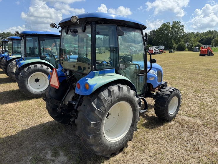 new-holland-boomer-47-image-5