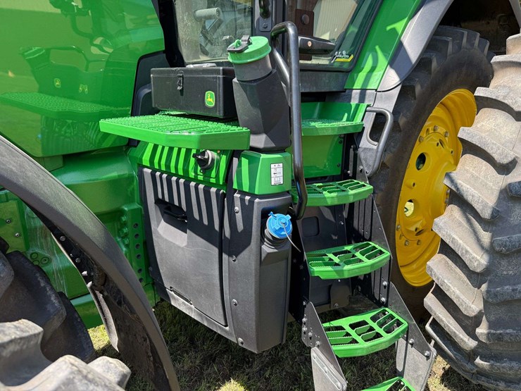 2021-john-deere-8r-340-image-66