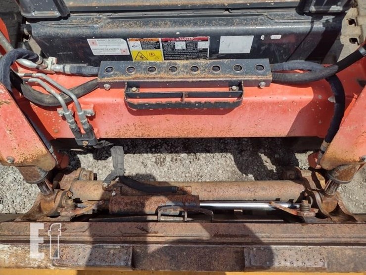 2021-kubota-svl65-2-image-14