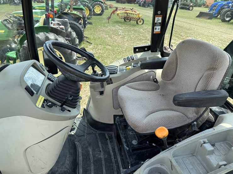 john-deere-4052r-image-14