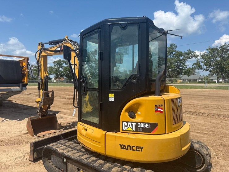 caterpillar-305e2-cr-image-10