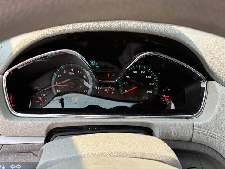 2017-chevrolet-traverse-image-15