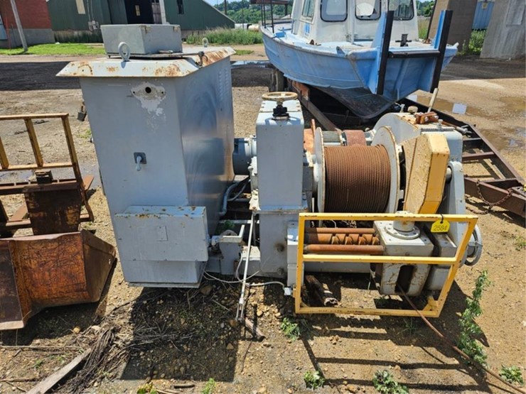 #2584-•-ac-hoyle-s-567-stationary-winch-image-8