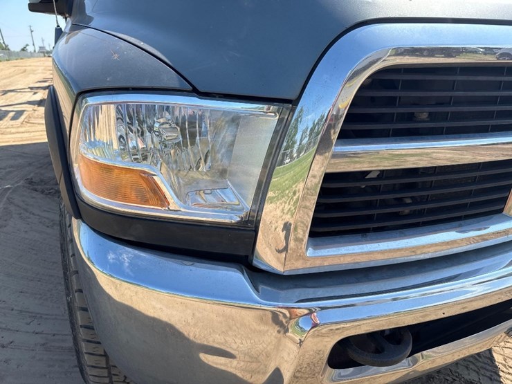 2013-dodge-ram-1500-image-16