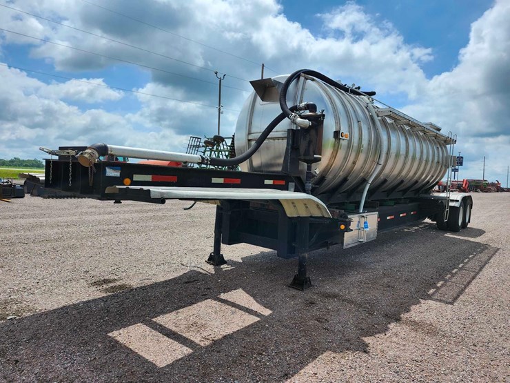 1985-pratt-tanker-trailer-image-1