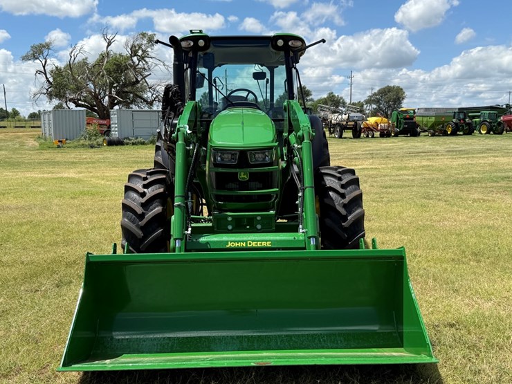 #3-•-2024-john-deere-5130m-image-3