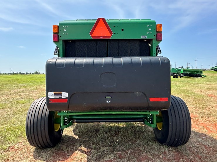 2018-john-deere-560m-image-22