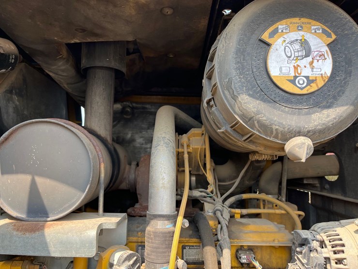 john-deere-644-image-27
