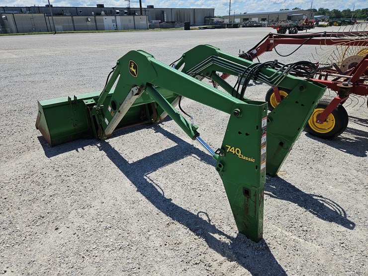 2011-john-deere-740-image-6