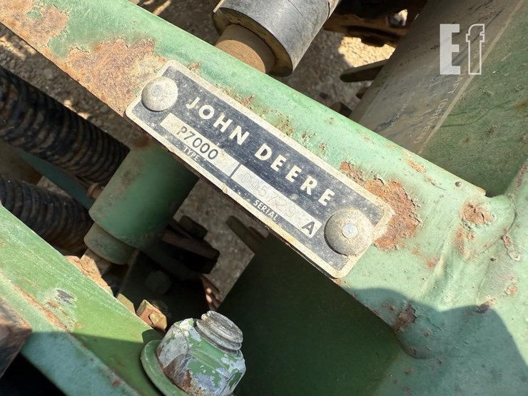 john-deere-p7000-image-10
