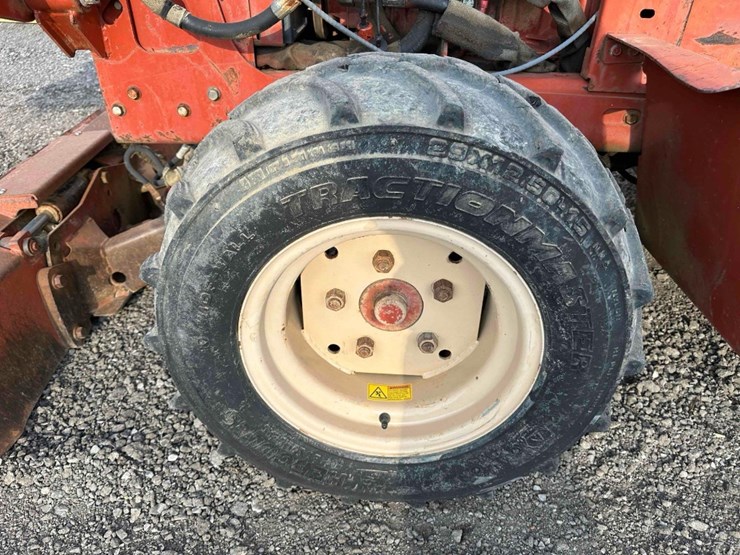 2003-ditch-witch-3700-image-25