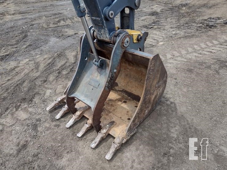 deere-60g-image-21