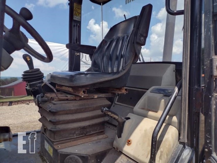 2007-caterpillar-906-image-13