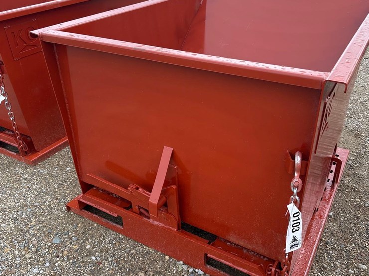 103----1.5-cy.-self-dumping-hopper-w/-fork-pockets-image-2