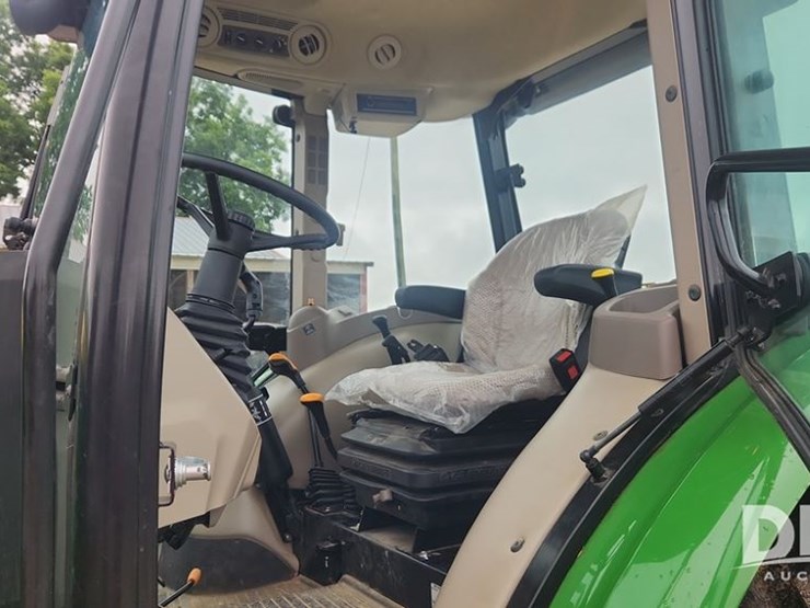 2021-john-deere-5075e-image-20