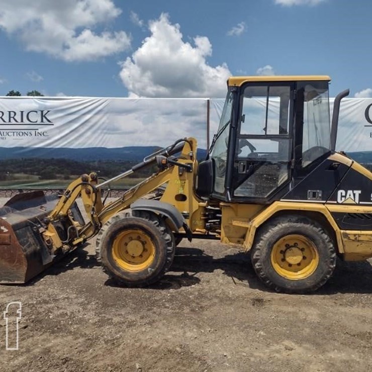 2007 CATERPILLAR 906