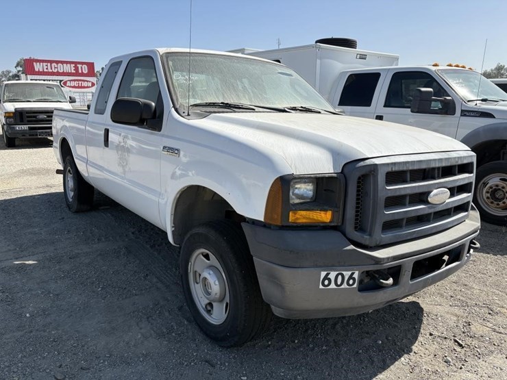 2007-ford-f250-image-3