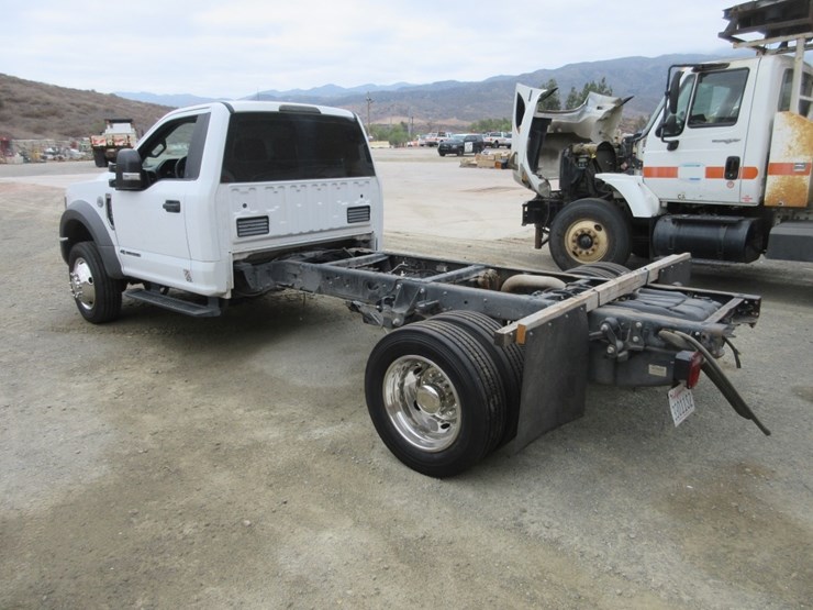 2019-ford-f550-sd-image-2