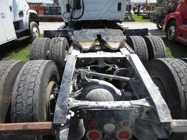 2014-international-prostar-image-8