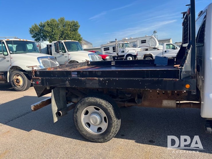 2006-ford-f350-image-37