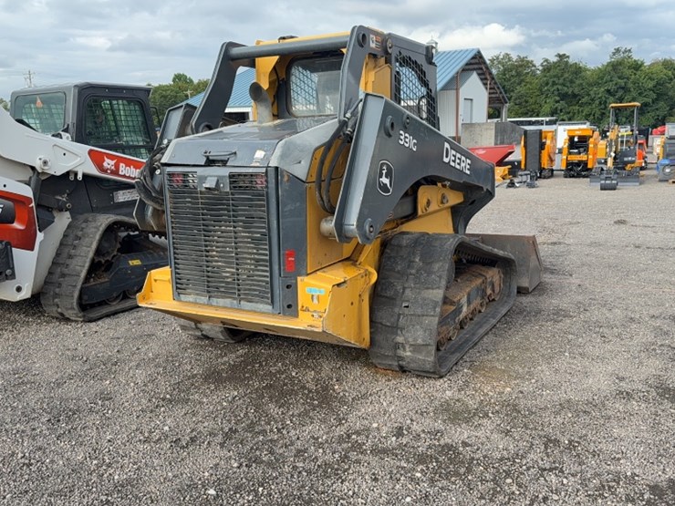 deere-331g-image-8