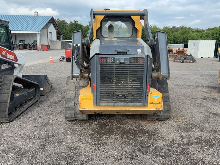 deere-331g-image-9