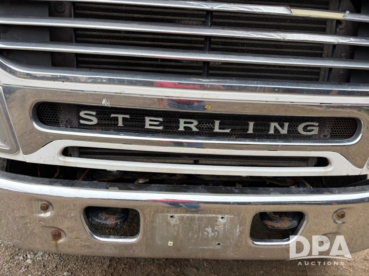 2001-sterling-truck-(dr11851-unit-9459)-image-25