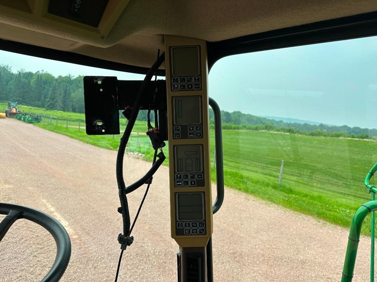2007-john-deere-9860-sts-image-98