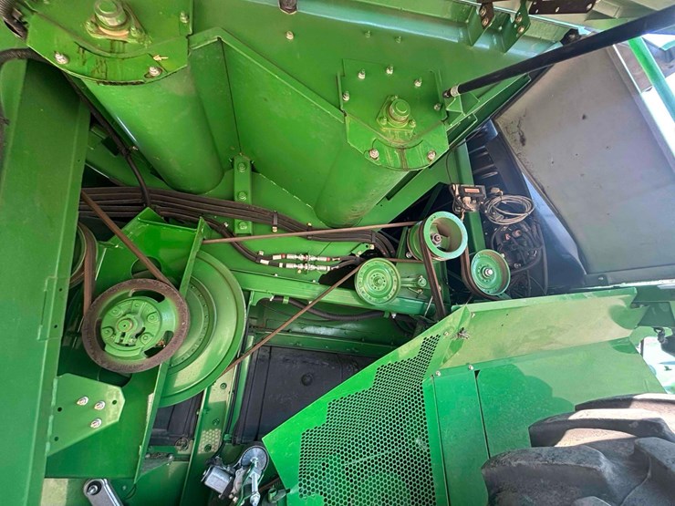 2013-john-deere-s680-image-27