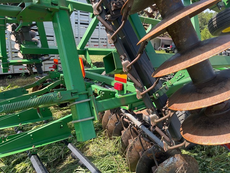 john-deere-637-image-28