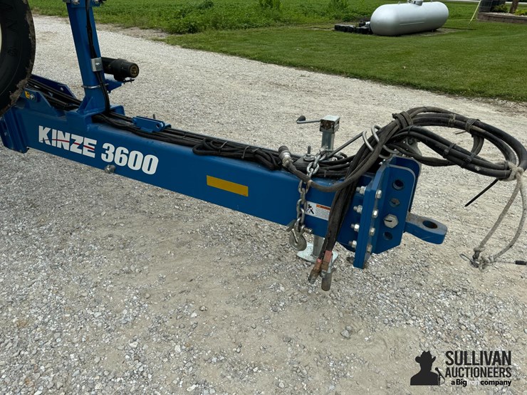 2018-kinze-3600-image-8