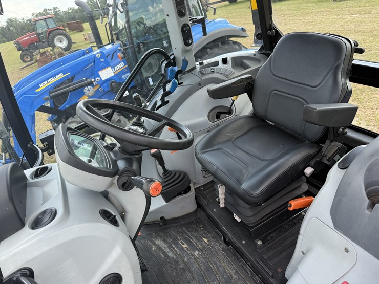new-holland-ts6.140-image-9