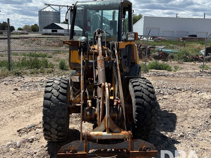 2008-volvo-l20b-image-2